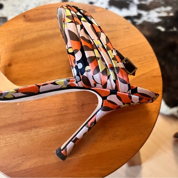 JIMMY CHOO Geometric Groovy Print Satin Heels‎ Ankle Wrap Size 39.5 - Picture 6 of 15